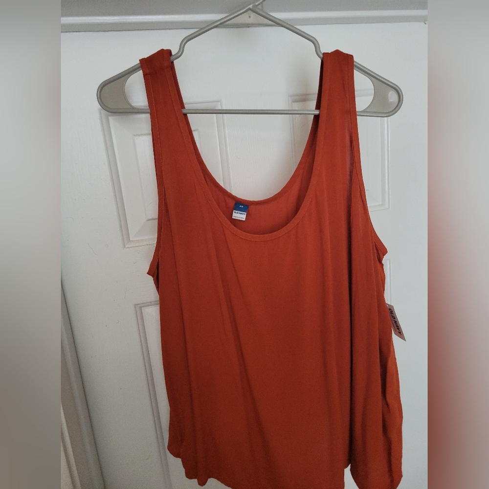 Old Navy Women's Tank Top in Deep Orange